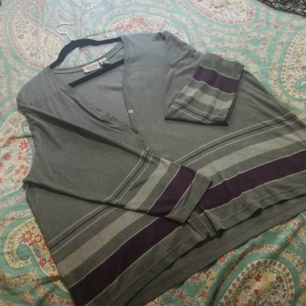 Long sleeve Grey sweater